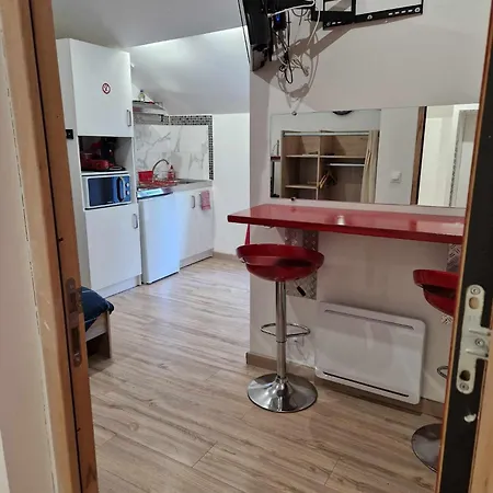 09 - Joli studio neuf avec vue sur jardin arboré et parking privatif gratuit Razac-sur-lʼIsle Exterior foto