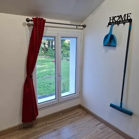 09 - Joli studio neuf avec vue sur jardin arboré et parking privatif gratuit Razac-sur-lʼIsle Exterior foto