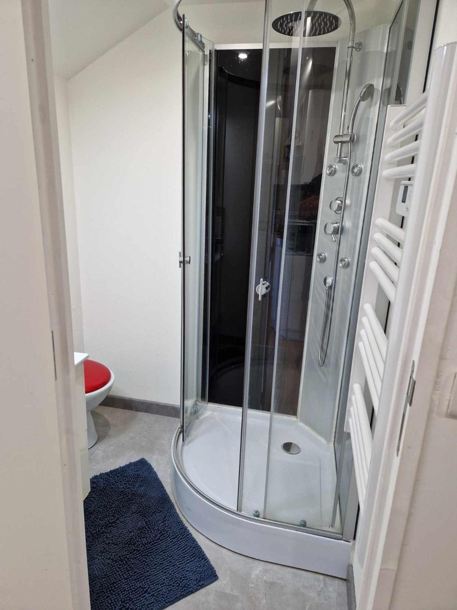 09 - Joli Neuf Avec Vue Sur Jardin Arboré Et Parking Privatif Gratuit Appartement Razac-sur-lʼIsle